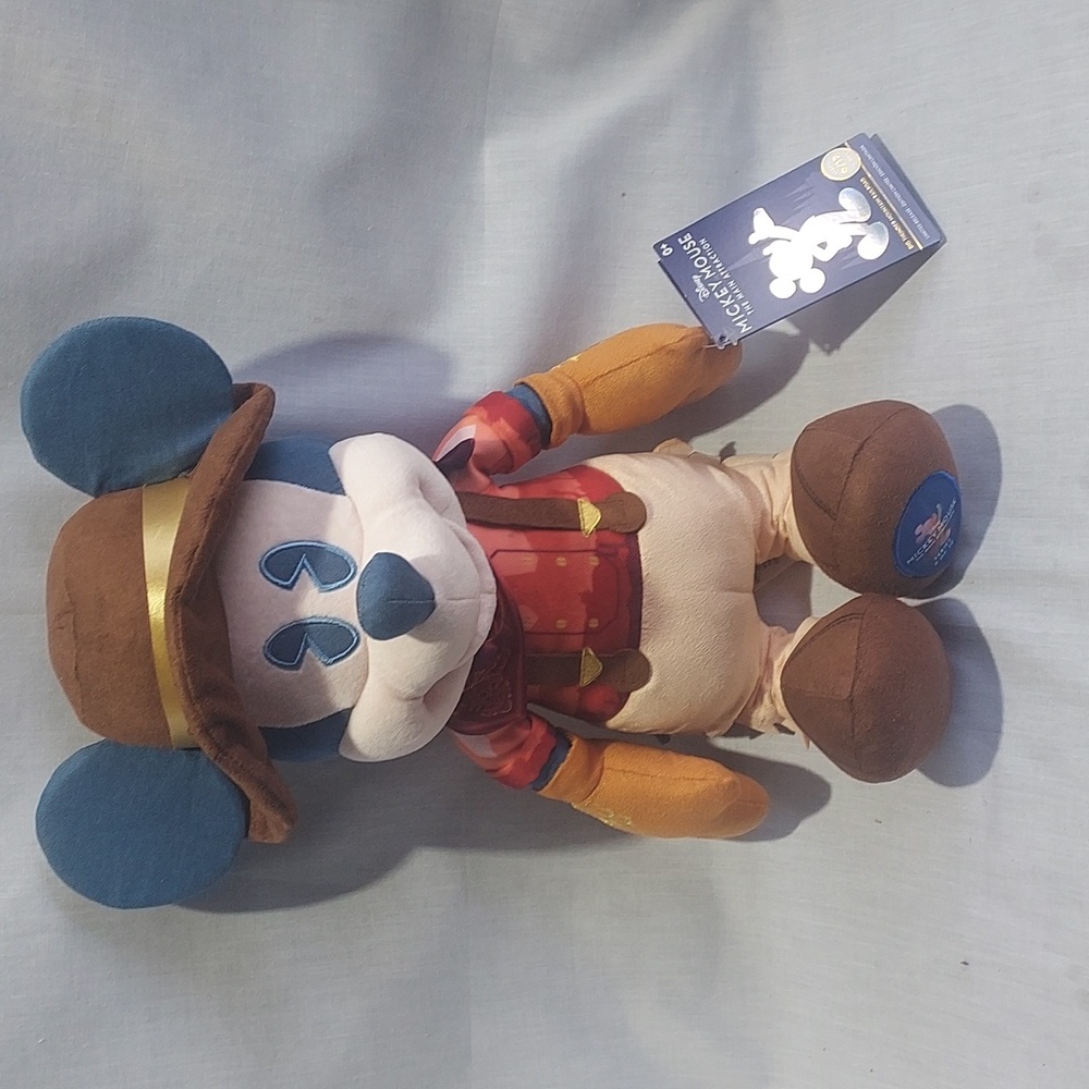 NWT MMA Disney World‎ 50th Anniversary edition Big Thunder Mountain Mickey Mouse